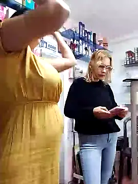 keilymadam online show from January 31, 2025, 4:17 pm