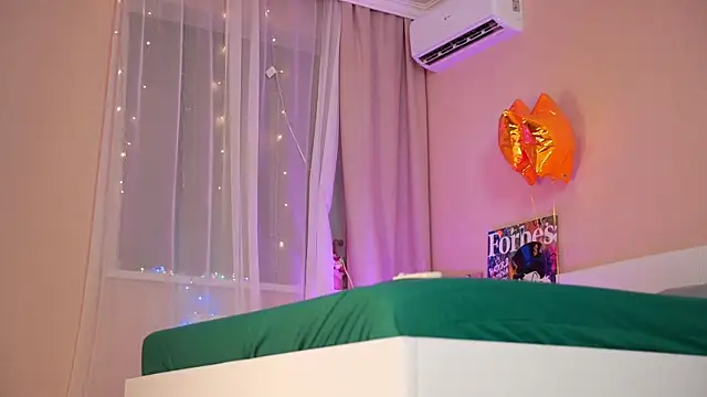 RosyEmily online show from January 14, 2025, 1:26 am