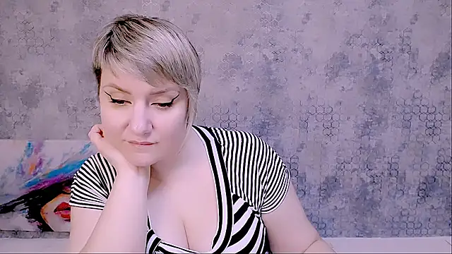 Djullia online show from March 15, 2025, 9:19 am