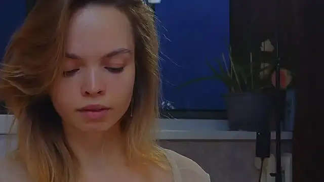 sinteas online show from November 10, 2025, 1:10 pm