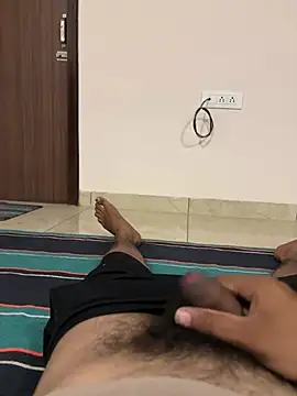 Snapshot of joe112222 chatting on February 2, 2025, 2:24 pm joe112222 online show from February 2, 2025, 2:24 pm