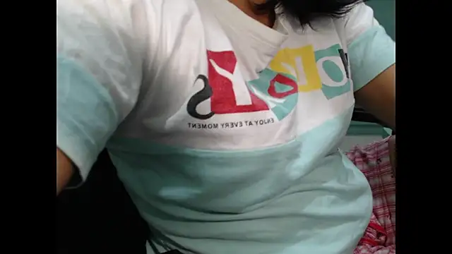 Snapshot of CuteRhea69 chatting on November 21, 2025, 12:37 pm CuteRhea69 online show from November 21, 2025, 12:37 pm