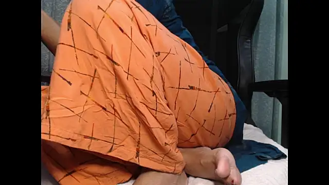 Snapshot of CuteRhea69 chatting on April 7, 2026, 2:17 pm CuteRhea69 online show from April 7, 2026, 2:17 pm