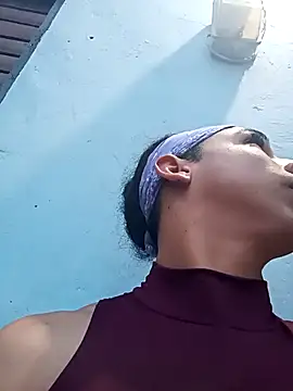 Snapshot of brunettehot77 chatting on September 17, 2025, 10:55 pm brunettehot77 online show from September 17, 2025, 10:55 pm