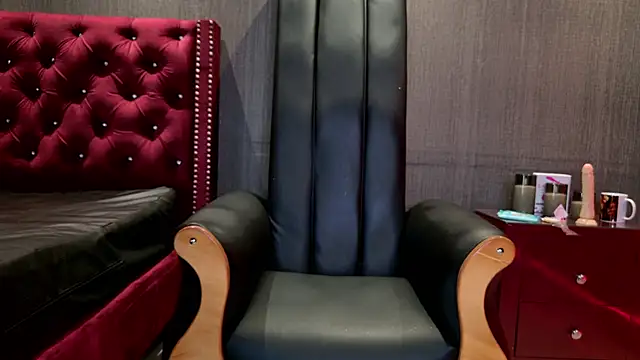 dojacandice online show from March 7, 2026, 4:37 pm