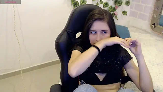 tania sweet   online show from February 15, 2025, 5:39 pm