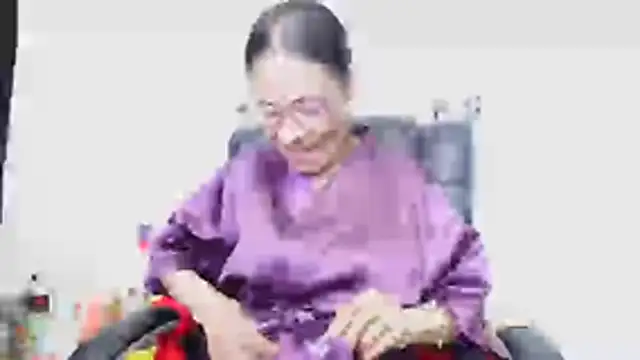 Snapshot of Aries_Mature chatting on June 28, 2026, 12:27 am Aries Mature online show from June 28, 2026, 12:27 am