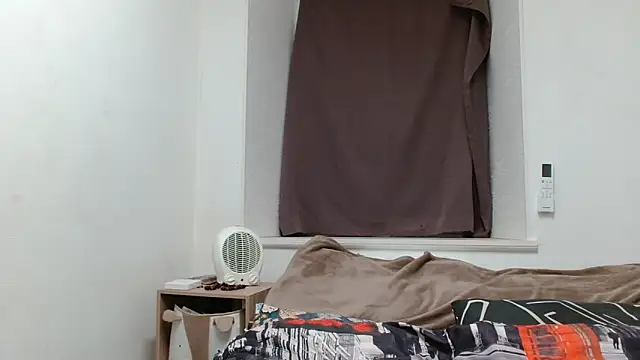 Snapshot of desirmiss1 chatting on February 1, 2026, 7:51 am desirmiss1 online show from February 1, 2026, 7:51 am