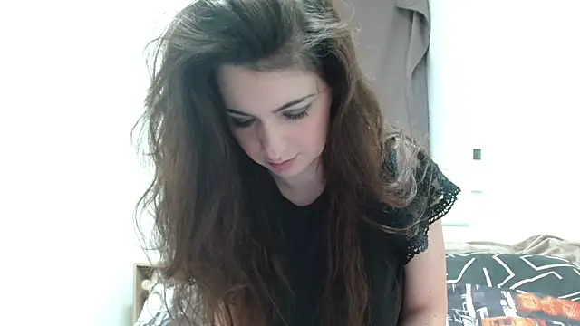 Snapshot of desirmiss1 chatting on February 7, 2026, 7:56 am desirmiss1 online show from February 7, 2026, 7:56 am