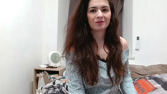 Snapshot of desirmiss1 chatting on February 17, 2026, 8:11 am desirmiss1 online show from February 17, 2026, 8:11 am