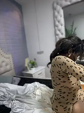 Tayra Siny online show from March 2, 2025, 12:11 pm