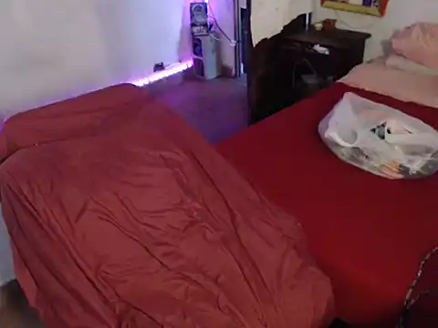 deftoolceles online show from December 17, 2025, 8:26 pm