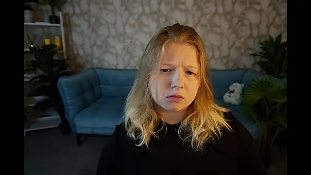 Snapshot of Tinker_Belll chatting on September 29, 2025, 7:40 pm Tinker Belll online show from September 29, 2025, 7:40 pm