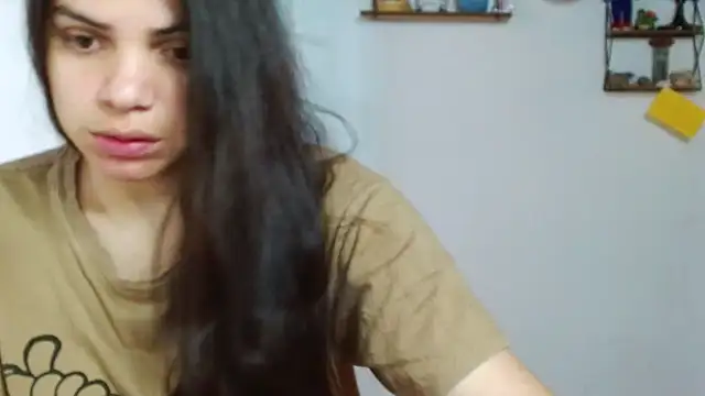 Snapshot of Nikkykora15 chatting on February 4, 2025, 9:20 pm Nikkykora15 online show from February 4, 2025, 9:20 pm