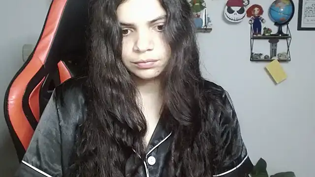 Snapshot of Nikkykora15 chatting on February 18, 2025, 12:15 am Nikkykora15 online show from February 18, 2025, 12:15 am