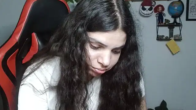 Snapshot of Nikkykora15 chatting on February 22, 2025, 11:13 pm Nikkykora15 online show from February 22, 2025, 11:13 pm