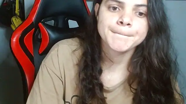 Snapshot of Nikkykora15 chatting on March 21, 2025, 3:33 am Nikkykora15 online show from March 21, 2025, 3:33 am