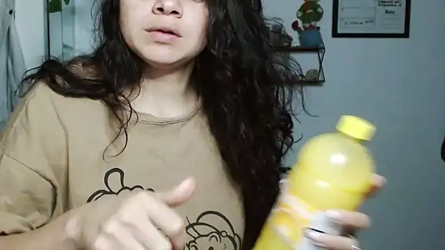 Snapshot of Nikkykora15 chatting on September 27, 2025, 12:26 am Nikkykora15 online show from September 27, 2025, 12:26 am