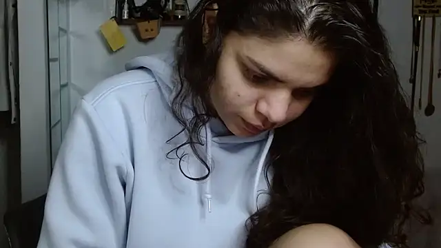 Snapshot of Nikkykora15 chatting on October 21, 2025, 1:50 am Nikkykora15 online show from October 21, 2025, 1:50 am