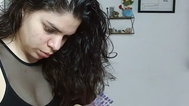 Snapshot of Nikkykora15 chatting on October 30, 2025, 7:03 pm Nikkykora15 online show from October 30, 2025, 7:03 pm