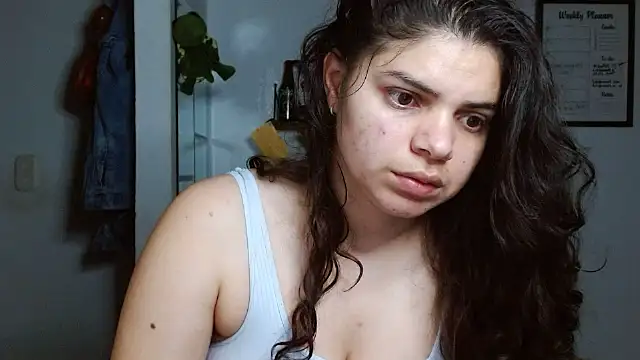 Snapshot of Nikkykora15 chatting on November 8, 2025, 1:28 am Nikkykora15 online show from November 8, 2025, 1:28 am