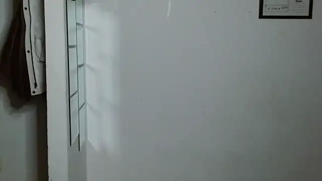 Snapshot of Nikkykora15 chatting on November 12, 2025, 2:01 am Nikkykora15 online show from November 12, 2025, 2:01 am