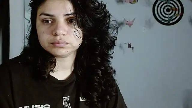 Snapshot of Nikkykora15 chatting on January 9, 2026, 1:52 am Nikkykora15 online show from January 9, 2026, 1:52 am