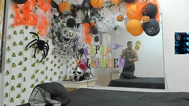 ChoreyTaiylor online show from October 29, 2025, 2:52 pm