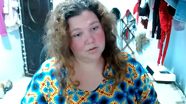 Snapshot of squirt322bbw chatting on December 4, 2025, 7:44 pm squirt322bbw online show from December 4, 2025, 7:44 pm