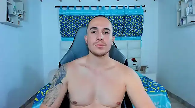 juan  jimenez online show from February 13, 2025, 2:12 am