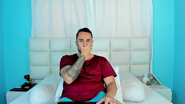 juan  jimenez online show from October 14, 2025, 7:47 pm