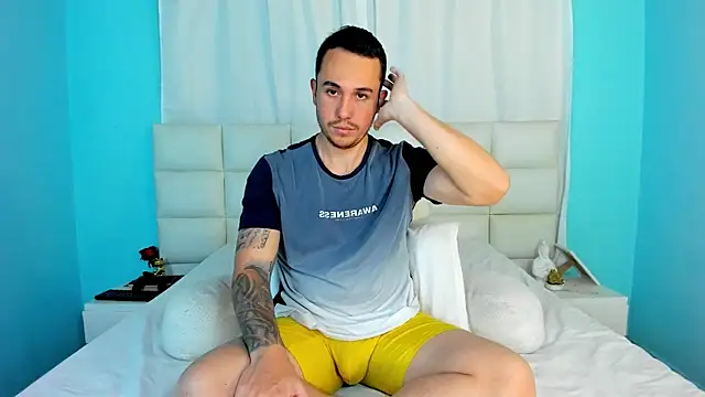 juan  jimenez online show from October 22, 2025, 9:25 pm