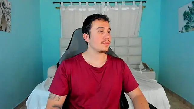 juan  jimenez online show from April 16, 2026, 8:42 pm