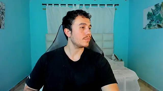 Snapshot of juan__jimenez chatting on May 14, 2026, 12:50 am juan jimenez online show from May 14, 2026, 12:50 am