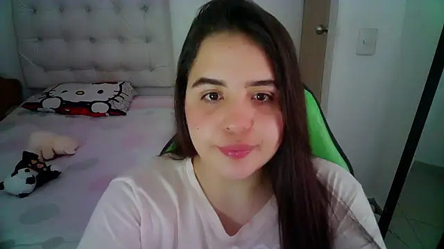 Snapshot of _alicia_z chatting on December 14, 2024, 5:47 pm alicia z online show from December 14, 2024, 5:47 pm