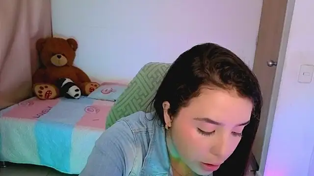  alicia z online show from March 24, 2026, 5:51 pm