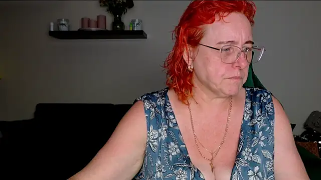 JoannaAndNeighbour online show from July 5, 2026, 2:24 pm