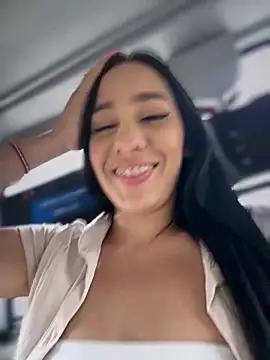 Snapshot of __IRIS__ chatting on March 2, 2026, 6:04 pm IRIS online show from March 2, 2026, 6:04 pm