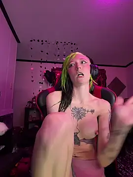 Snapshot of alicewonder09 chatting on February 3, 2026, 6:22 am alicewonder09 online show from February 3, 2026, 6:22 am