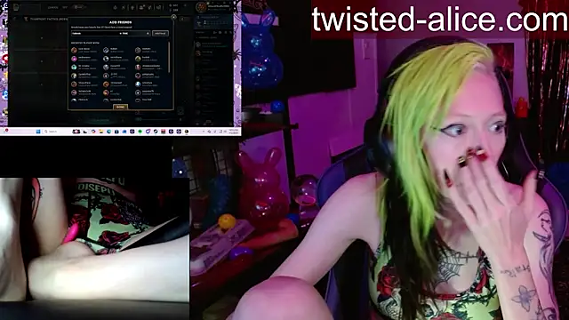 Snapshot of alicewonder09 chatting on April 2, 2026, 3:15 am alicewonder09 online show from April 2, 2026, 3:15 am