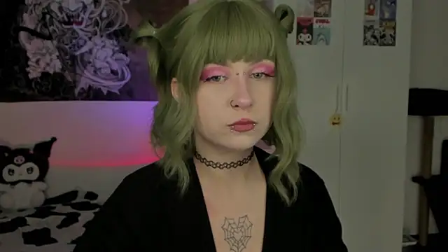 t0riayun0 online show from January 29, 2025, 1:27 am