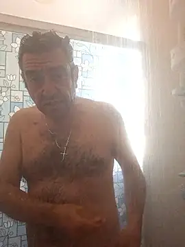 FernandoReuterG online show from January 13, 2026, 3:17 pm