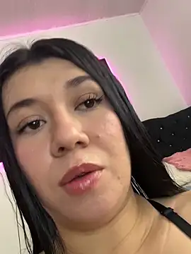 Snapshot of lyda20 chatting on November 21, 2025, 6:17 pm lyda20 online show from November 21, 2025, 6:17 pm