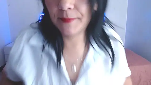 Snapshot of selena_yourmilf chatting on April 20, 2026, 6:09 pm selena yourmilf online show from April 20, 2026, 6:09 pm