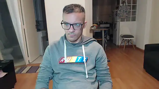 guachin hunk online show from April 12, 2026, 12:26 am