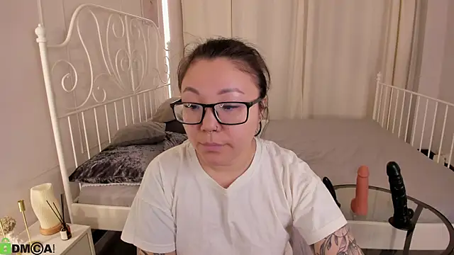 gentle muse online show from April 1, 2026, 11:57 pm