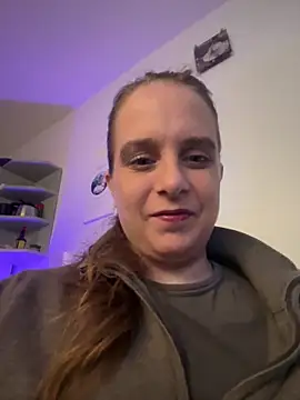 LadyChantale online show from April 20, 2026, 5:32 am