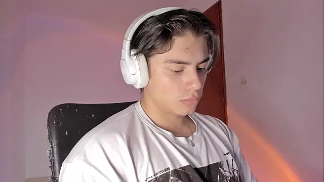 Giordano Russo online show from March 27, 2026, 5:23 pm