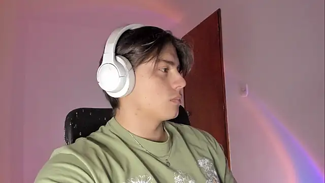 Giordano Russo online show from March 30, 2026, 11:39 pm