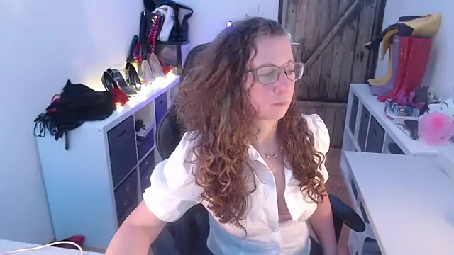 Snapshot of GeilesLuder75 chatting on March 30, 2026, 3:46 pm GeilesLuder75 online show from March 30, 2026, 3:46 pm